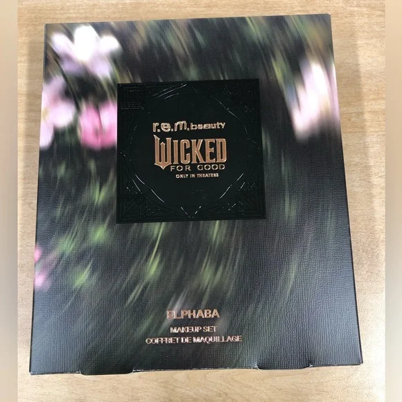 BNIB R.E.M. Beauty Elphaba 4-Piece Makeup Set - Picture 2 of 8